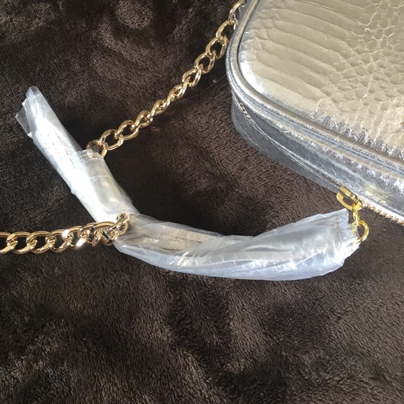 Silver Victoria's Secret bag - Picture 4 of 4